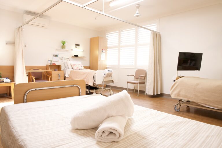 Ibis Care Kirrawee Room Aged Care