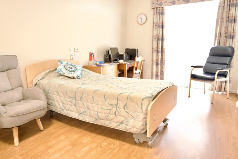Ibis Care Mortdale Room Aged Care